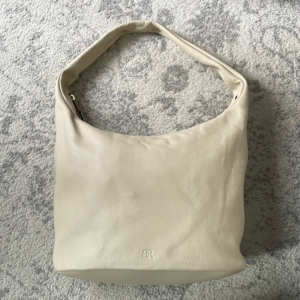 Banana Republic Leather Hobo Shoulder Bag. New! Cream Color